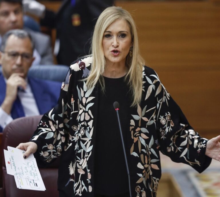 Cifuentes desprecia el informe de la UCO por carecer de "valor jurídico alguno"