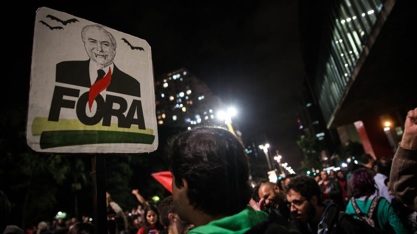 Manifestaciones en las calles de Sao Paulo pidiendo la dimisión del presidente brasileño Michel Temer.