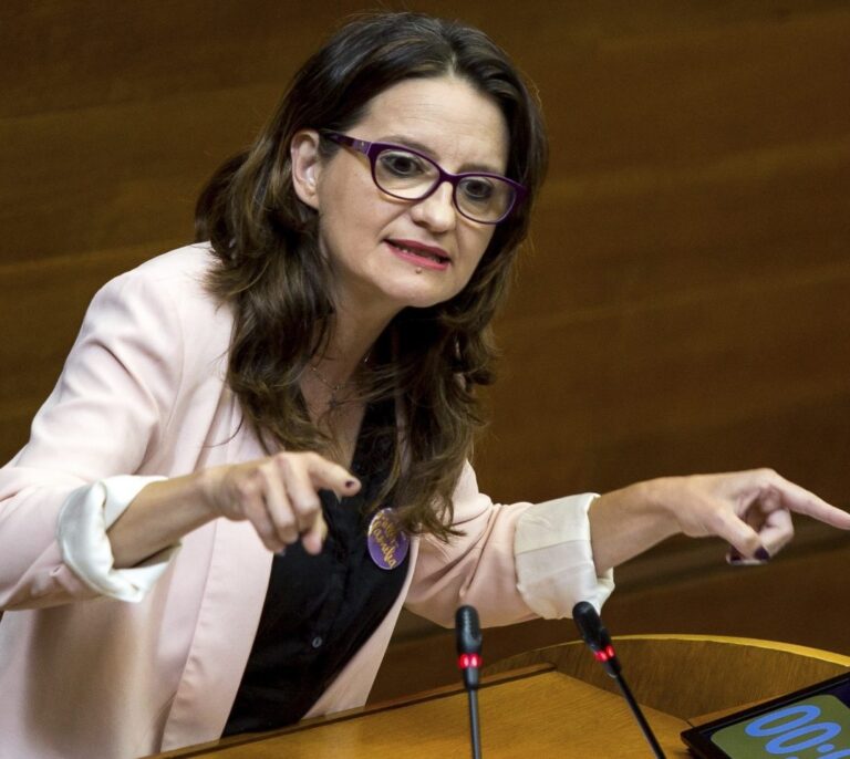 Compromìs pide a Podemos que retire su moción hasta que el PSOE tenga dirección