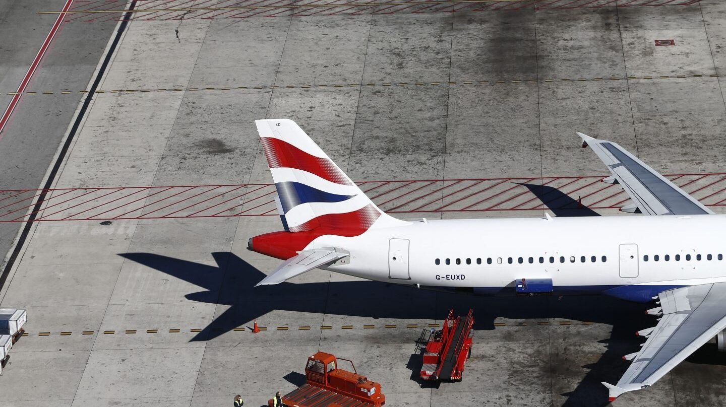 Cola de un avión de British Airways.