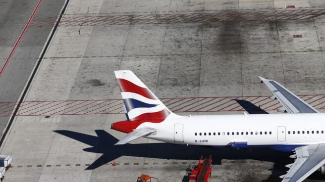 British_Airways Cola de un avión de British Airways.