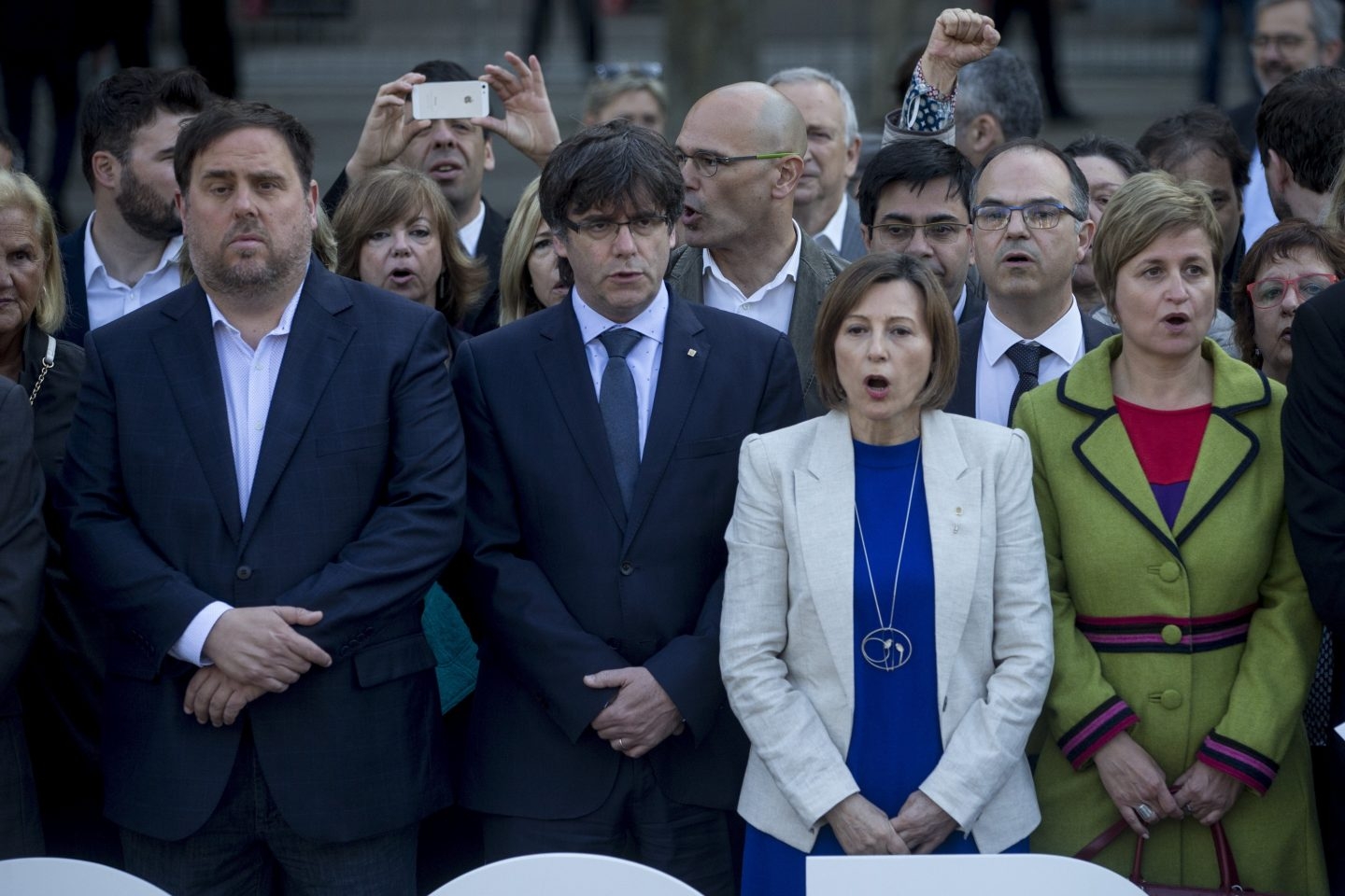 Junqueras, Puigdemont y Carme Forcadell, a las puertas del TSJC.