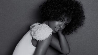 Así es la voz de 'Whitney Houston' en el nuevo musical 'El guardaespaldas'