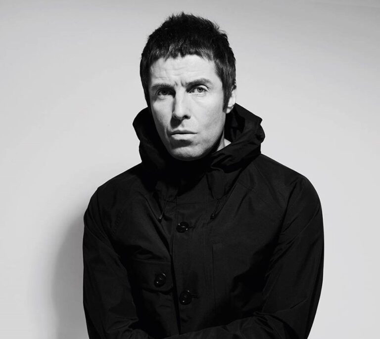 Liam Gallagher anuncia su primer disco en solitario y un concierto benéfico en Manchester