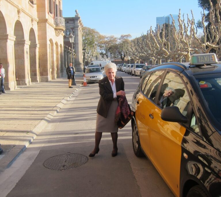 El juez acusa a Marta Ferrusola de repartir con su hijo Jordi los fondos de Andorra