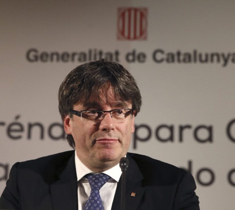 El 'New York Times' insta al Gobierno a permitir el referéndum en Cataluña