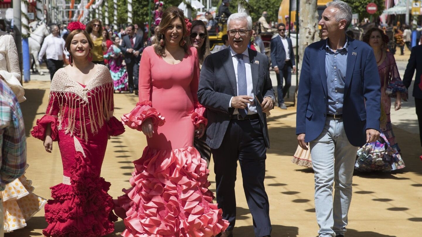 Susana Díaz y Verónica Pérez, en la Feria de Sevilla.