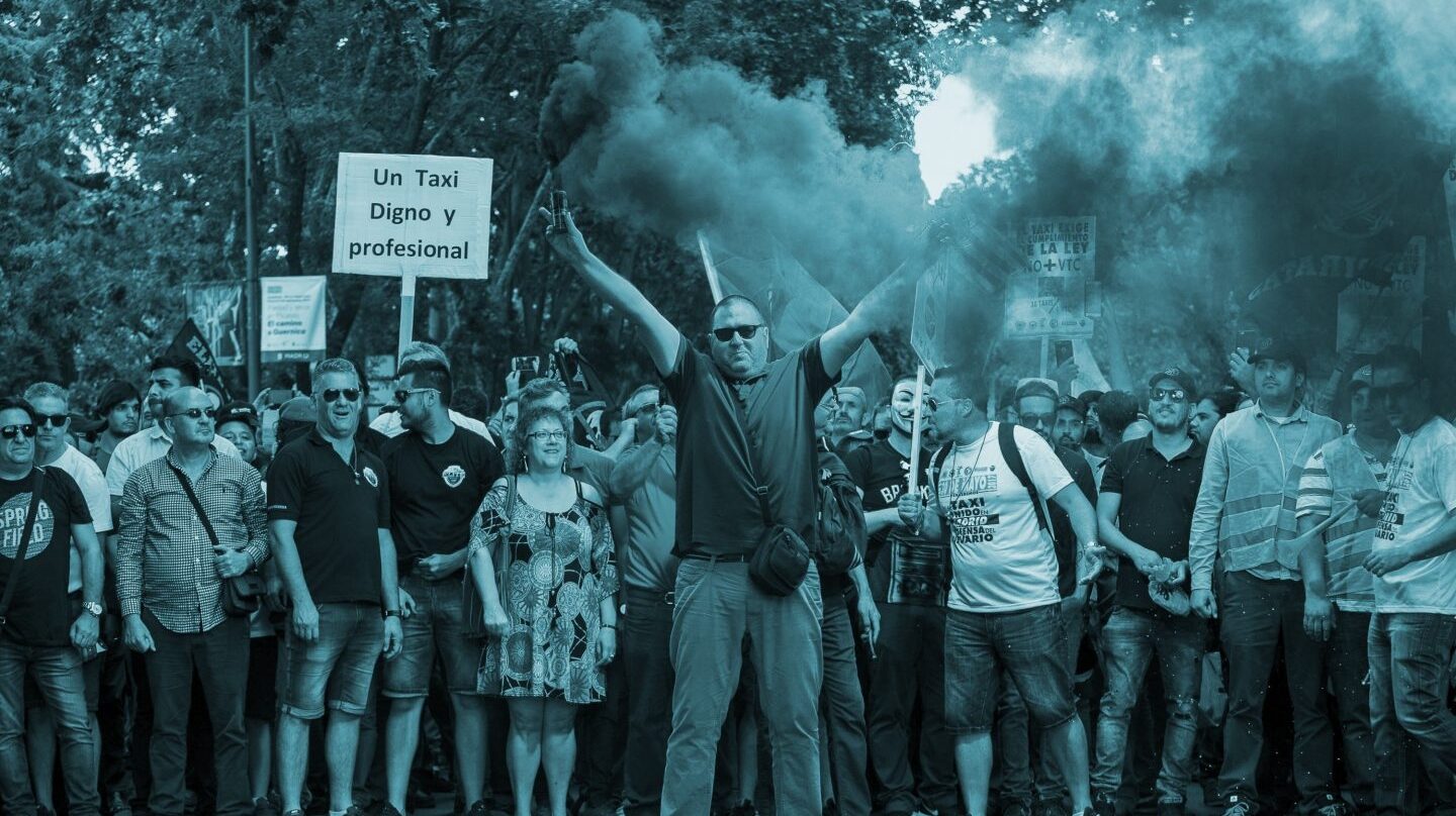 Taxistas durante la manifestación en Madrid.