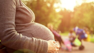 Los ginecólogos recomiendan a las embarazadas una dosis de refuerzo