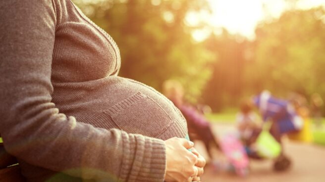 Los ginecólogos recomiendan a las embarazadas una dosis de refuerzo Mujer embarazada.