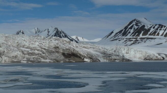 Los glaciares del océano Ártico sufren los efectos del calentamiento global