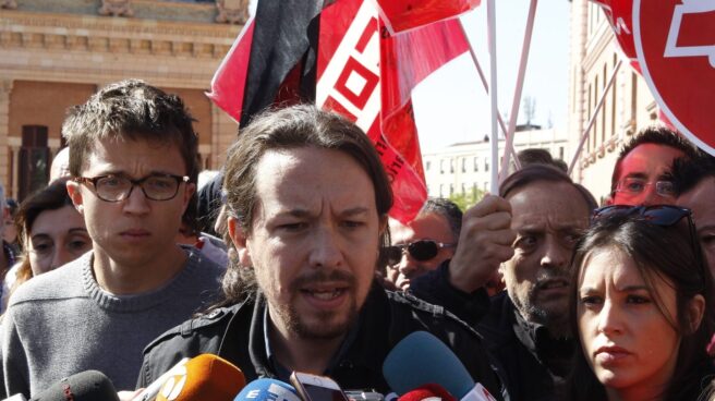 Pablo Iglesias, junto a Irene Montero e Íñigo Errejón, en una concentración por el 1 de Mayo.