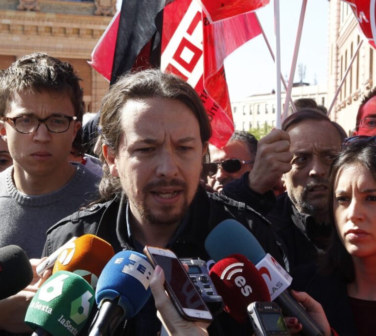 Pablo Iglesias ve el referéndum unilateral como una "movilización legítima"