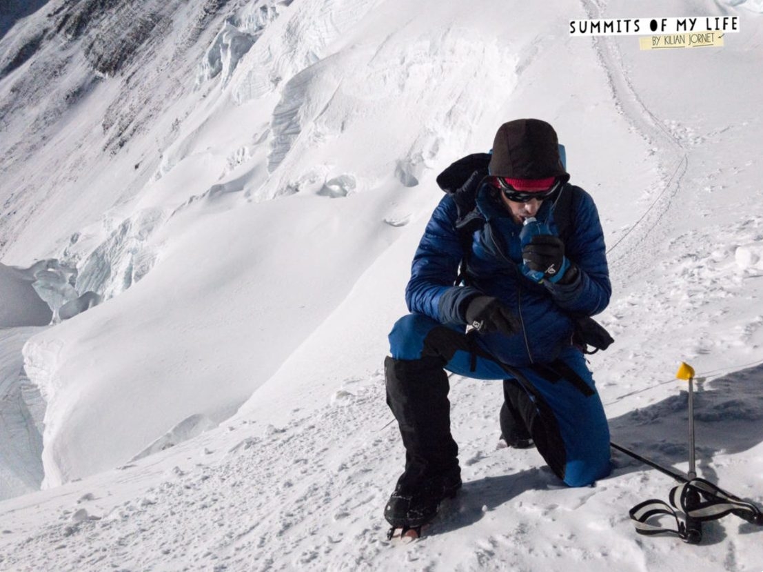 El español Kilian Jornet corona el Everest en 26 horas sin oxígeno ni cuerdas fijas