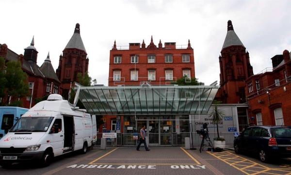 Fachada principal del Hospital Infantil de Birmingham.