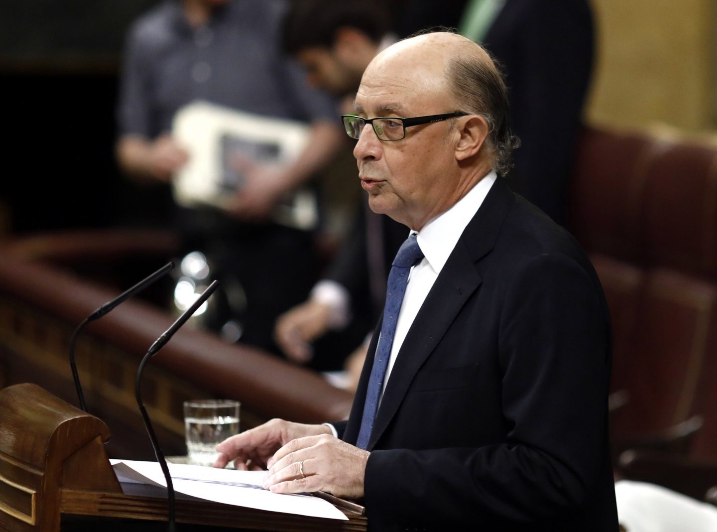 El ministro de Hacienda, Cristóbal Montoro, durante el debate de Presupuestos de 2017.