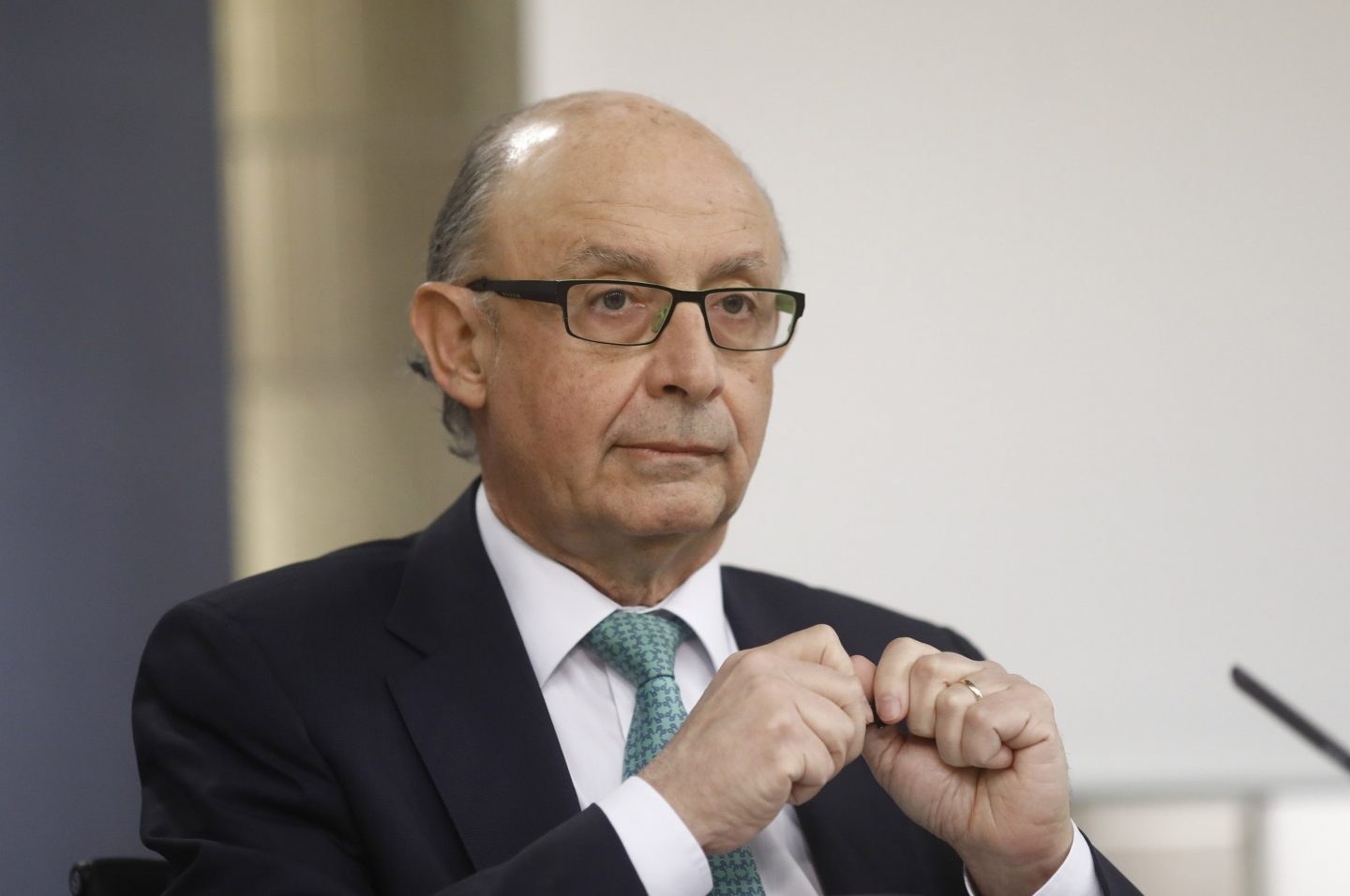 Montoro amenaza con la vía penal a quien pague impuestos del Estado a la Agencia catalana