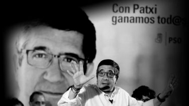 La candidatura de Patxi López le pide que tire la toalla: "La tercera vía ha fracasado"