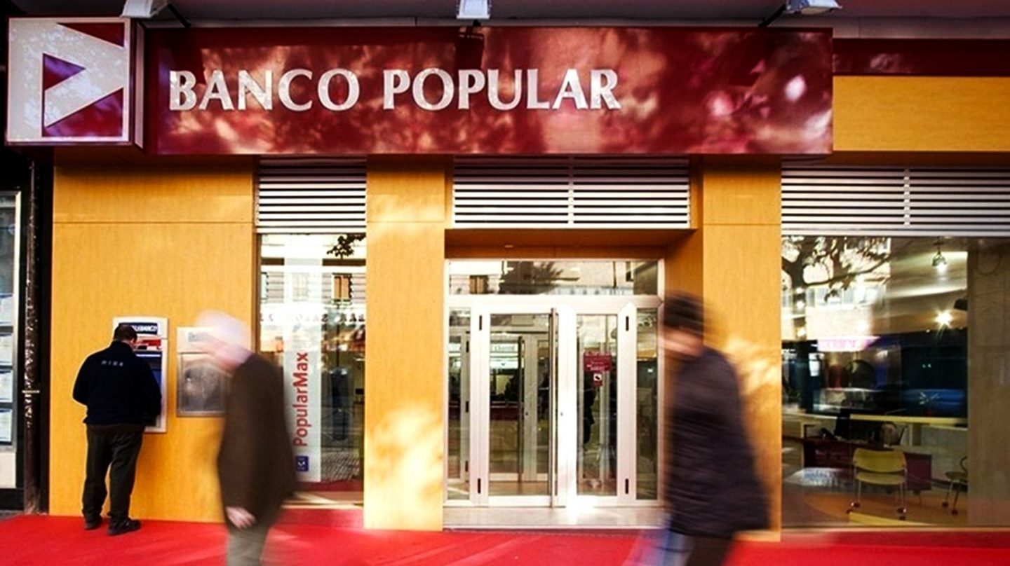 Oficina de Banco Popular.