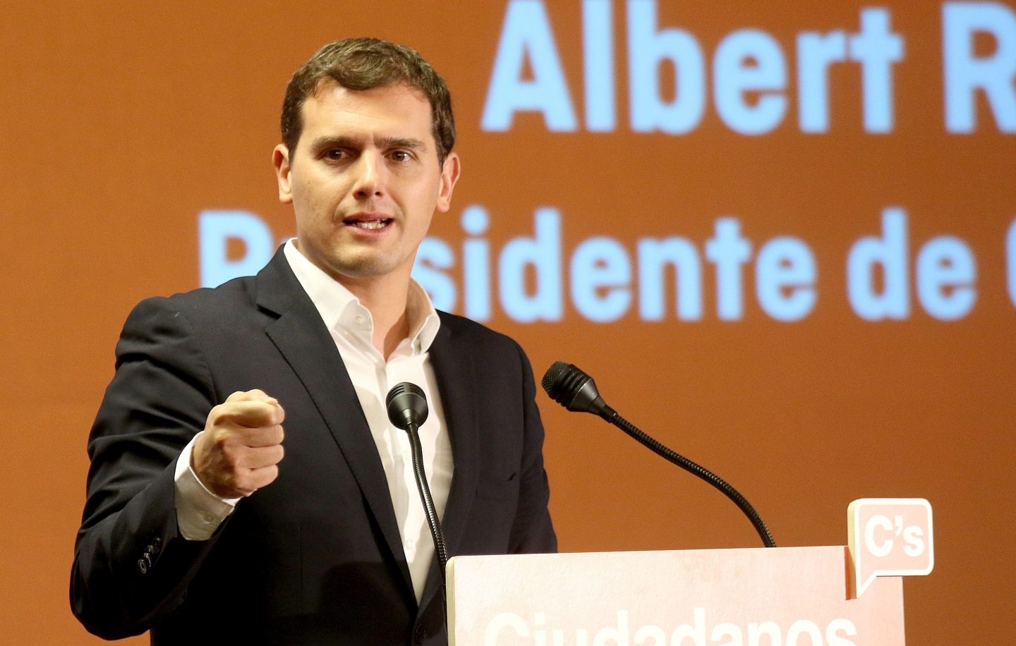 El presidente de Ciudadanos, Albert Rivera, planta cara a las grandes empresas morosas.