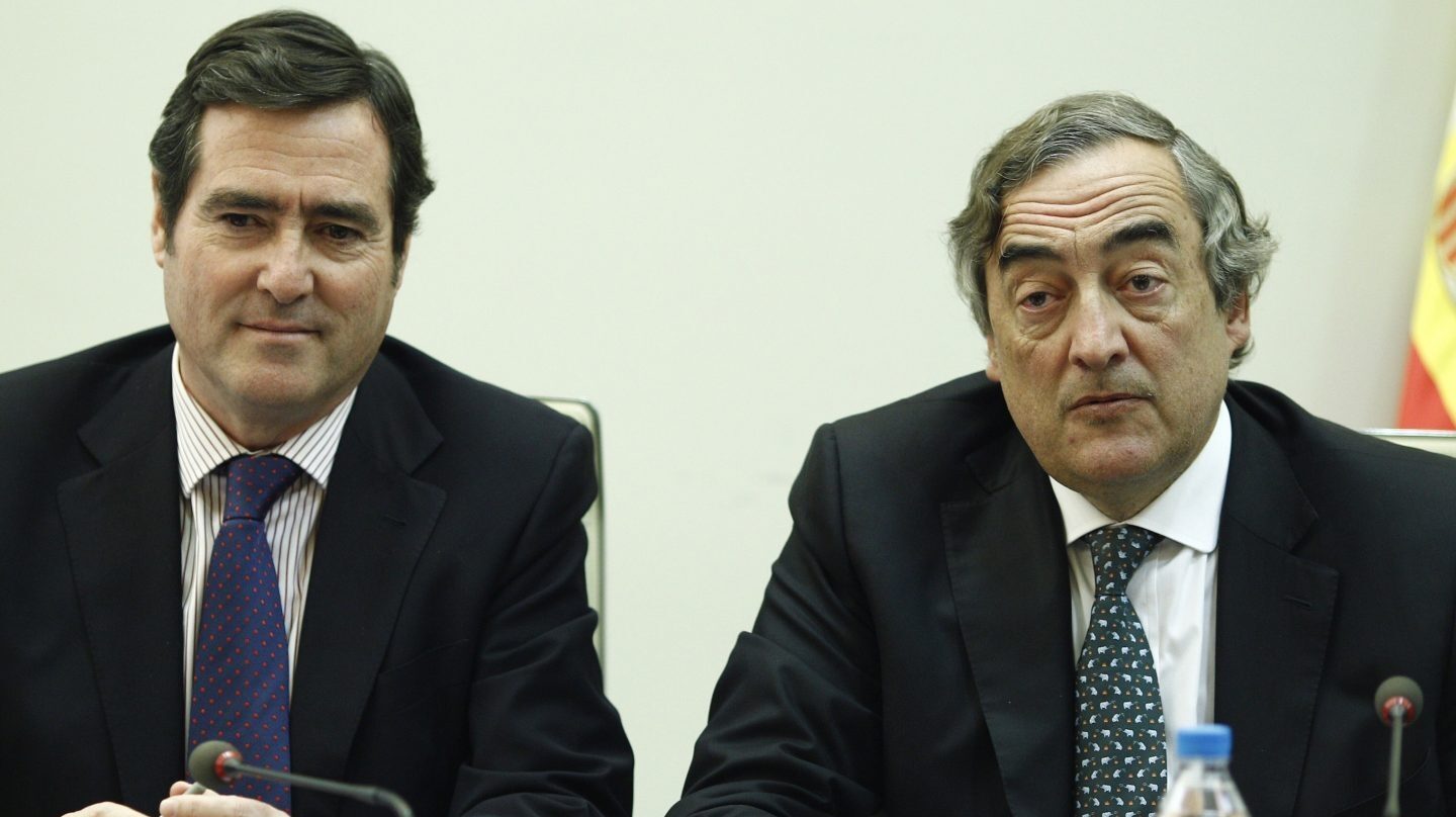 Los presidentes de CEOE, Juan Rosell (derecha), y de Cepyme, Antonio Garamendi.