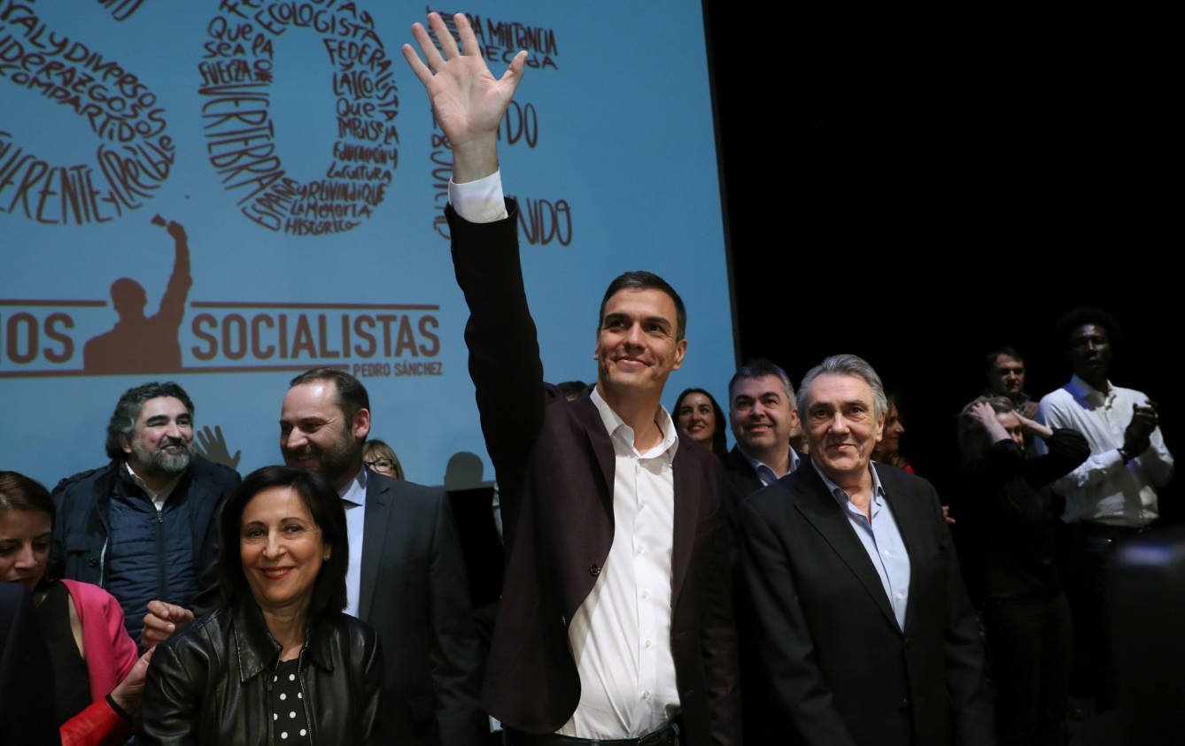 Margarita Robles, Pedro Sánchez y Manuel Escudero, en la presentación de las propuestas del candidato socialista de cara al Congreso del PSOE.