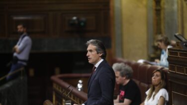Ciudadanos y PDeCat evitan a Rajoy otro fiasco y sacan con el PP la reforma de la estiba