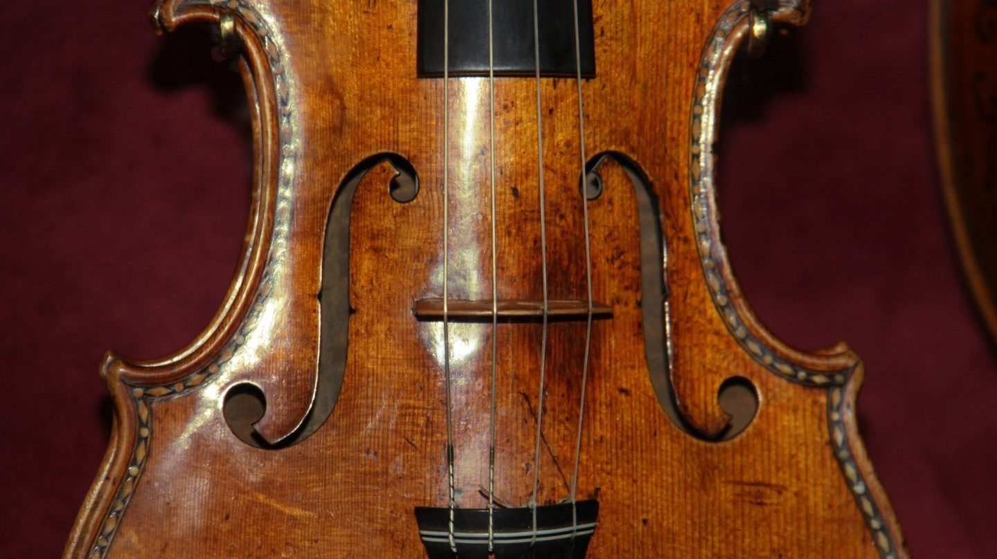 Detalle de un violín Stradivarius