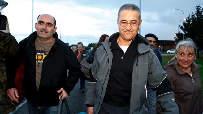 2130034 Domingo Troitiño a su salida de prisión el 8 de noviembre de 2013.