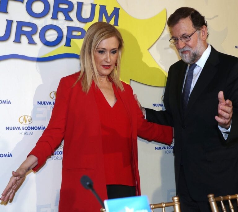Cifuentes lleva a la Fiscalía la compra de preferentes de Caja Madrid por Móstoles Sur