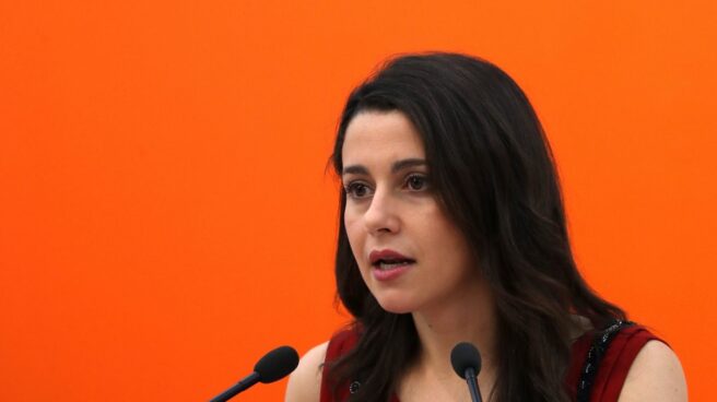 La portavoz nacional de Ciudadanos, Inés Arrimadas, en una rueda de prensa.