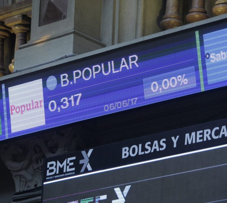 El doble revés de los accionistas de Popular: de inversores a crédito a la lista de morosos