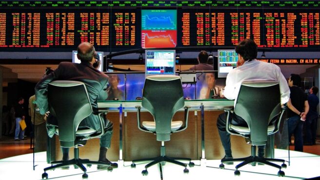 BolsaLondres Los mercados financieros amanecen agitados por el resultado de las elecciones británicas.