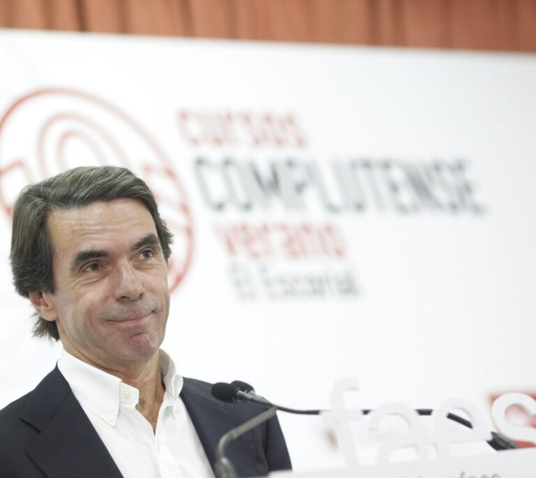 Aznar ficha por Latham & Watkins, el primer despacho del mundo por facturación