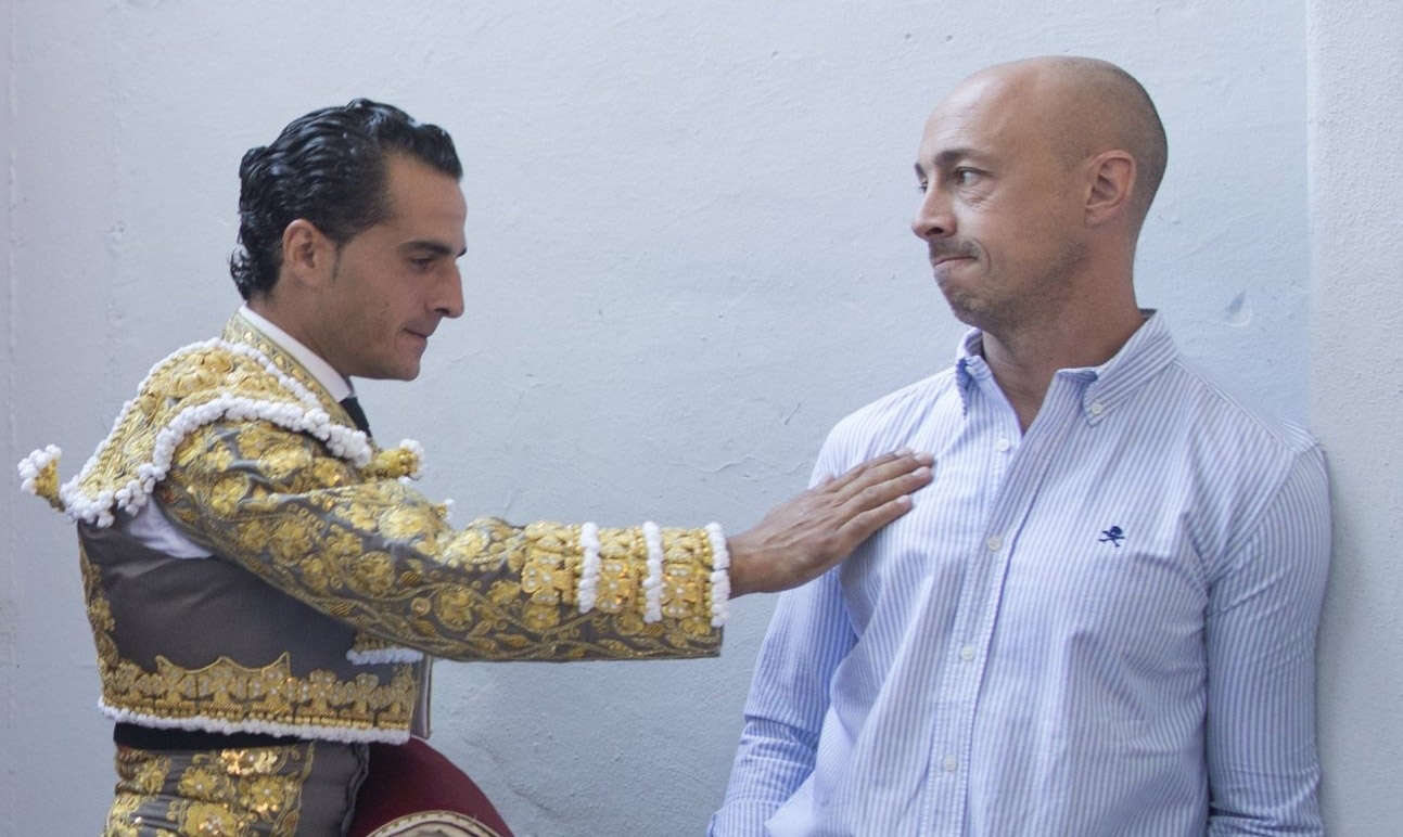 Iván Fandiño y su descubridor, Néstor García, en Pamplona.