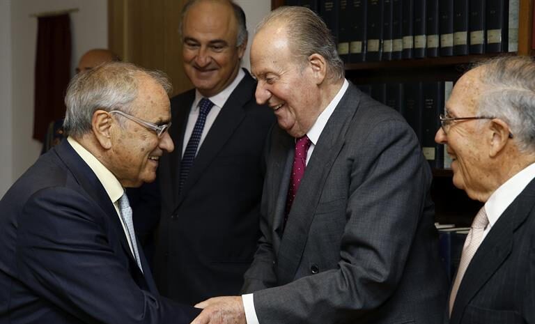 Los ministros de la Transición almorzarán con Don Juan Carlos para "dulcificar" su enfado