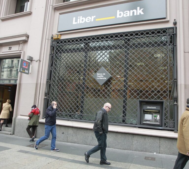 La debilidad de Liberbank preocupa a Economía y al Banco de España