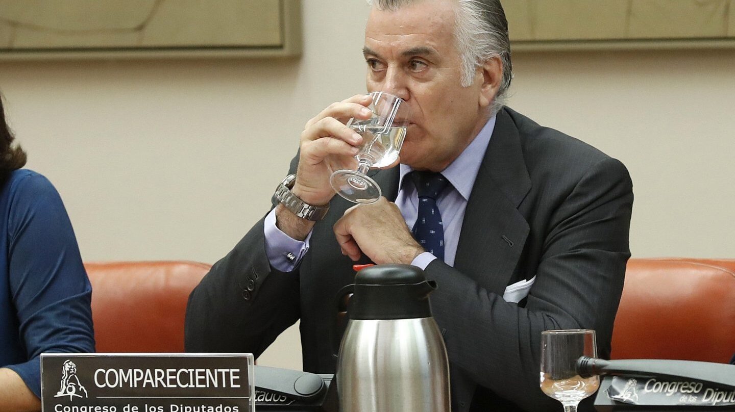 Luis Bárcenas, en la Comisión del Congreso.