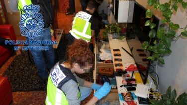 Cae una red dedicada al tráfico de móviles de alta gama que cometió más de 2.000 estafas