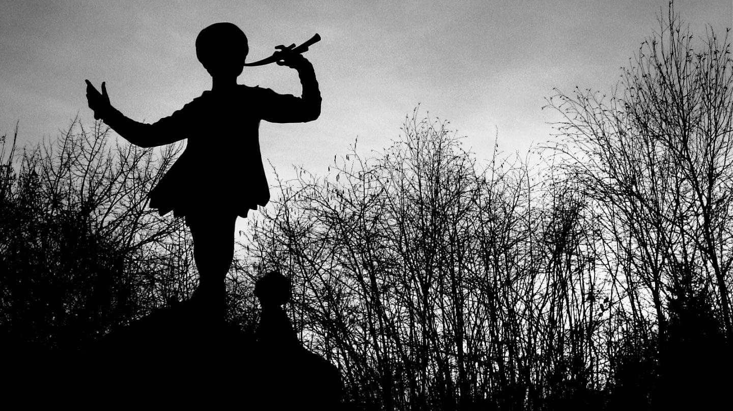 Escultura Peter Pan en Kensington Gardens