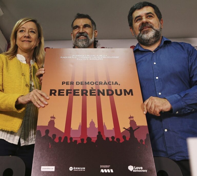 CSIF elabora un protocolo en defensa de los funcionarios amenazados por el referéndum