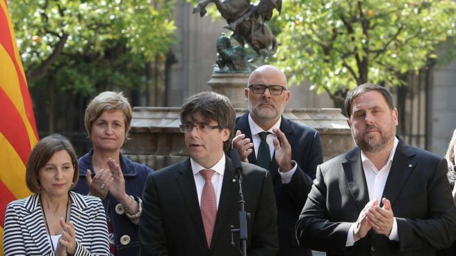 Carles Puigdemont anuncia la fecha del referéndum. Carles Puigdemont anuncia la fecha del referéndum.