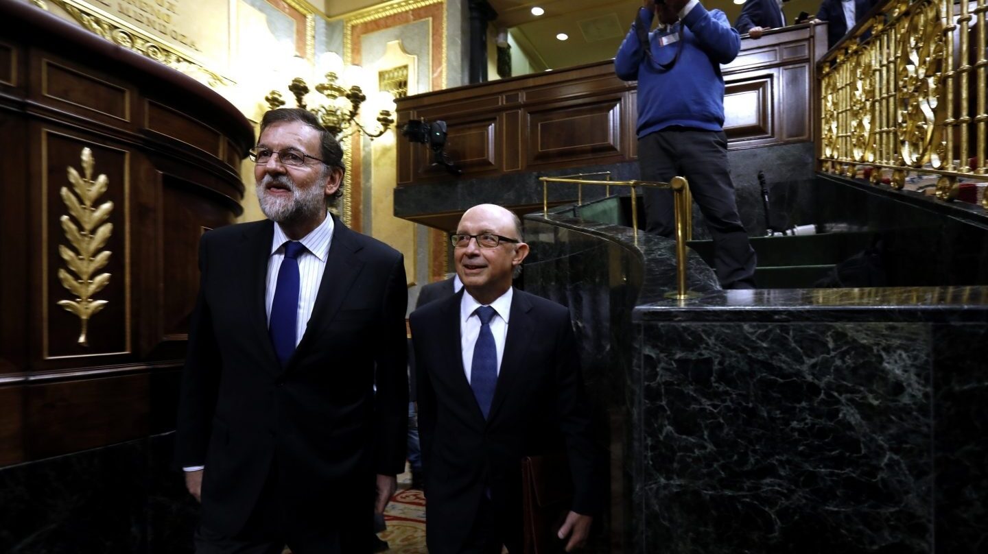 Rajoy y Montoro, en el Congreso.