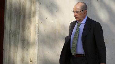 El FROB pide 5 años de cárcel a Rato por provocar la "inviabilidad" de Bankia