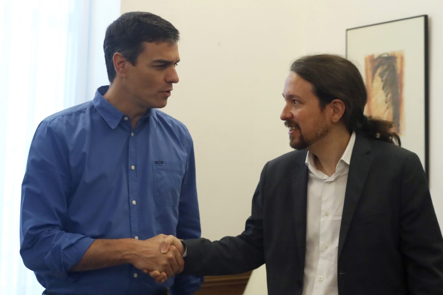 Pedro Sanchez y Pablo Iglesias, en su reunión en el Congreso.