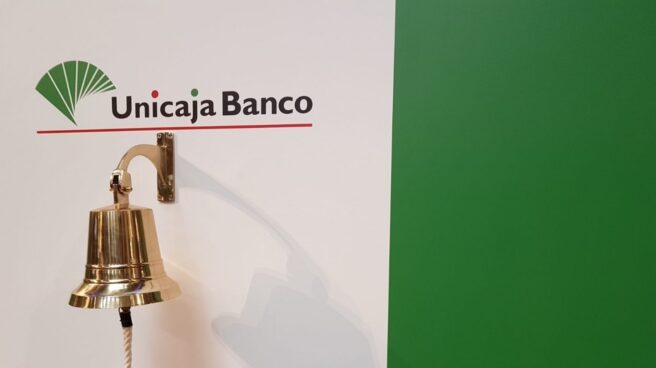 Campana ubicada en la Bolsa de Madrid para la celebración de la salida a bolsa de Unicaja.