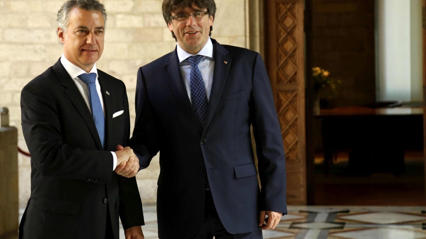 Urkullu y Puigdemont, en la Generalitat.