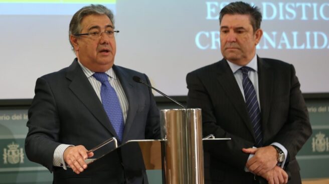 juan ignacio zoido y josé manuel holgado El ministro del Interior, Juan Ignacio Zoido, y el director general de la Guardia Civil, José Manuel Holgado.