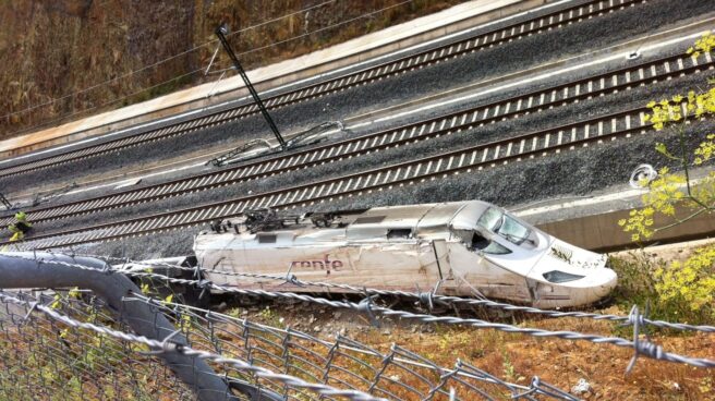 Accidente del Alvia en Angrois (2013): la creación de la Agencia Estatal de Seguridad Ferroviaria se aceleró tras la tragedia. Accidente del Alvia en Angrois (2013): la creación de la Agencia Estatal de Seguridad Ferroviaria se aceleró tras la tragedia.