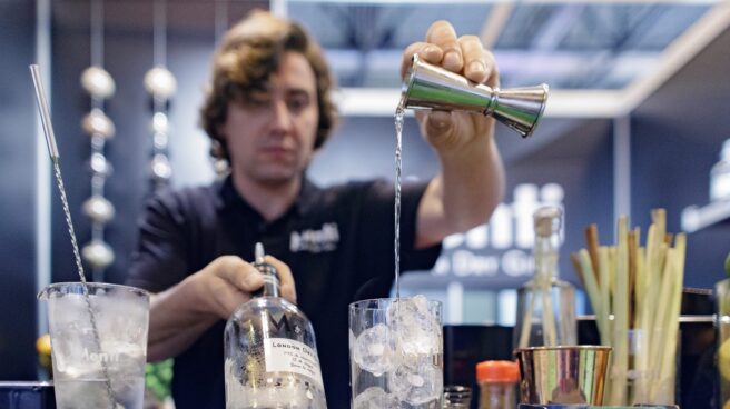 coctel El sector de las bebidas espirituosas vivió en 2016 su mayor crecimiento desde 2003.